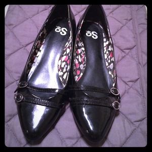 So black flats! SUPER CUTE!!!