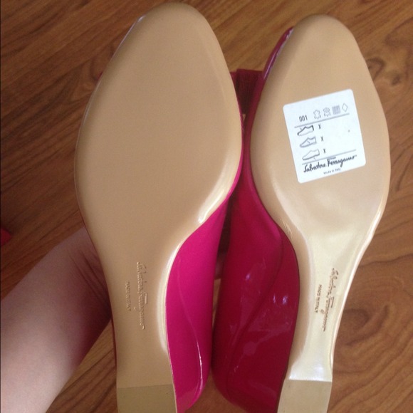 Authentic brand new salvatore ferragamo shoes - Picture 2 of 4