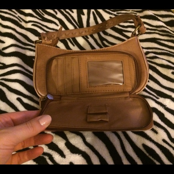Small Brown Shoulder Purse - Picture 3 of 3
