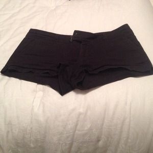 American eagle black shorts
