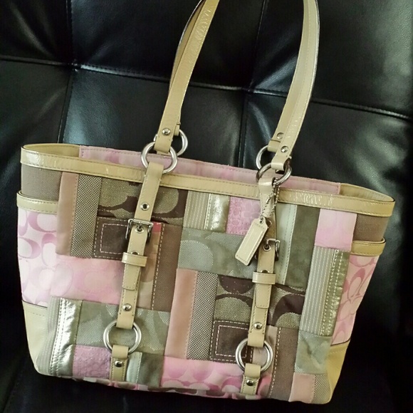 100% Authentic Coach Pink 👜