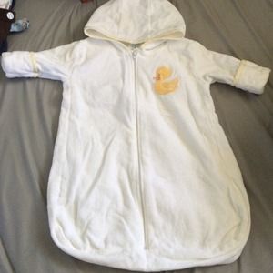 Baby bath time cover up