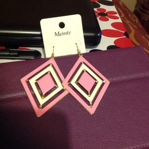 Trendy earrings