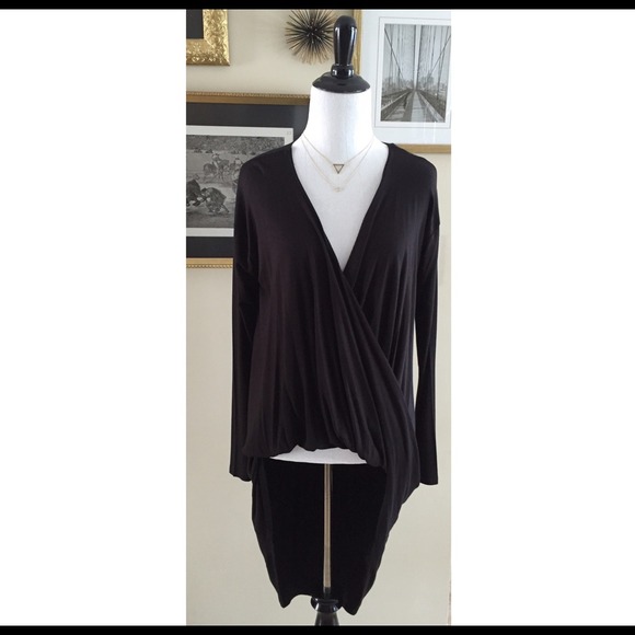 Trendy Draped top (short in front & long the back) - Picture 4 of 4