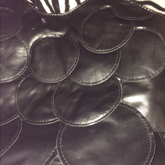 Black Tote - Picture 2 of 3