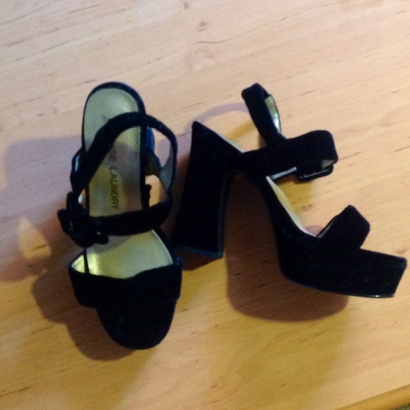 Chinese Laundry black velvet heels