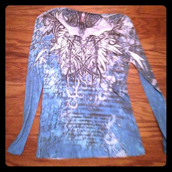Long sleeve shirt