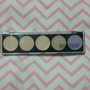 Makeup Forever Concealer