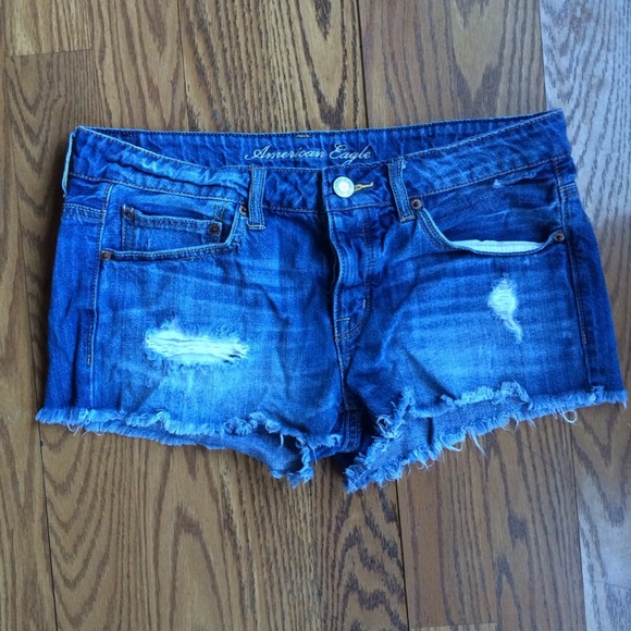 ❌SOLD❌ America Eagle Cut Off Shorts
