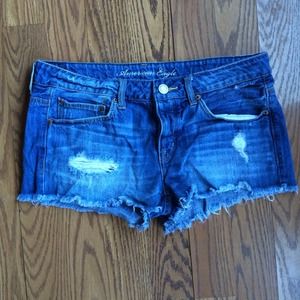 ❌SOLD❌ America Eagle Cut Off Shorts