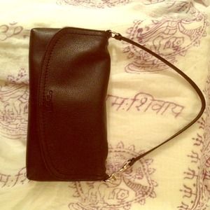 Black COACH convertible wristlet/pochette REDUCED!