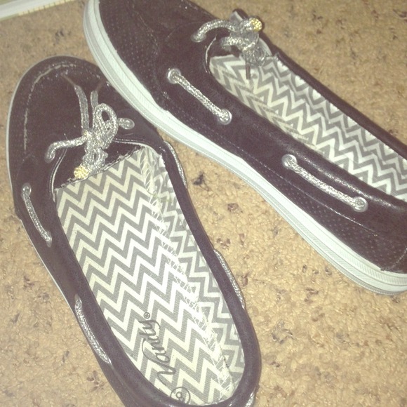 Sparkly vanity shoes.