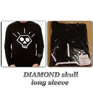 Diamond Long Sleeve Skull