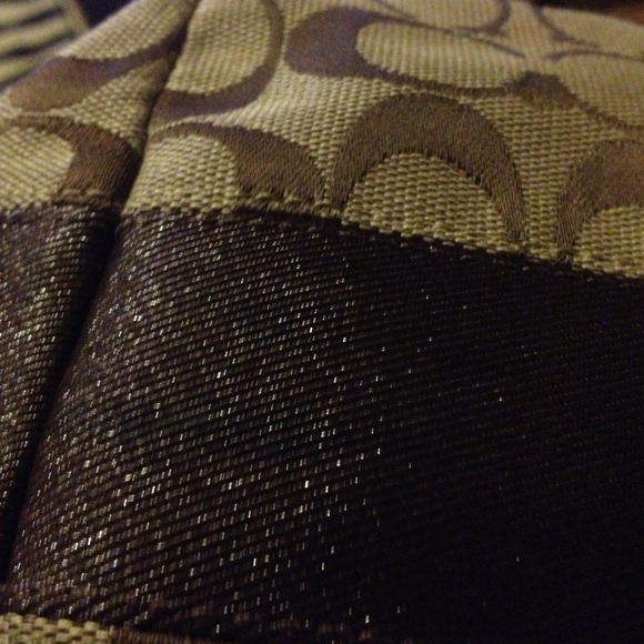 More Coach Pictures hun:) - Picture 5 of 5