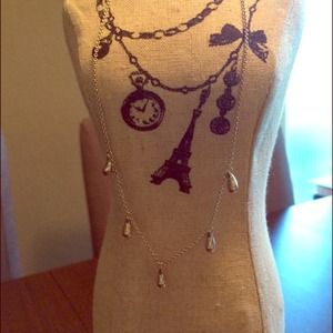 Elsa Peretti Tiffany's 16" tear drop necklace