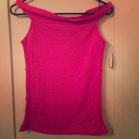 Off the shoulder bebe top