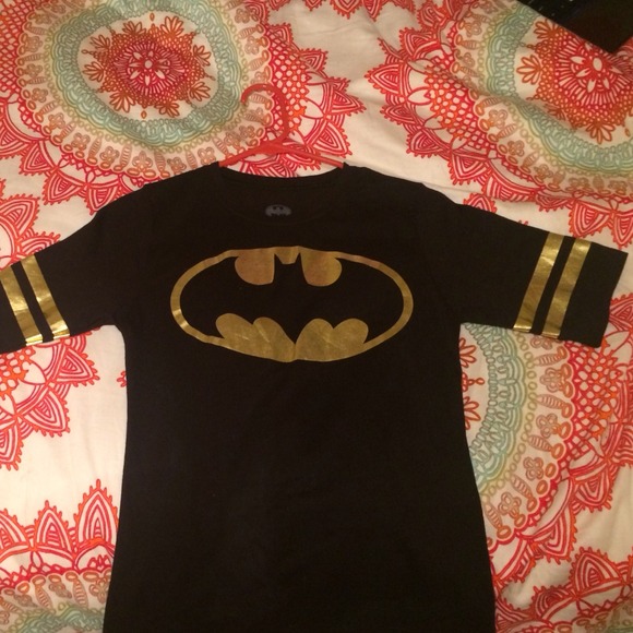 Batman gold and black graphic tee