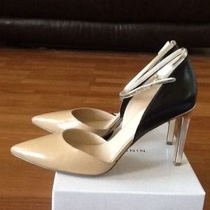 New Nine West Two Piece Pumps *NWT*