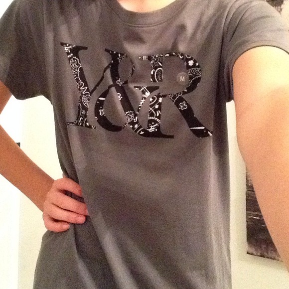 Young and Reckless Tops - Y&R tee shirt