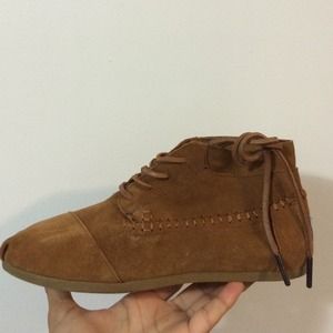 Brand new Chestnut suede women's tribal boots