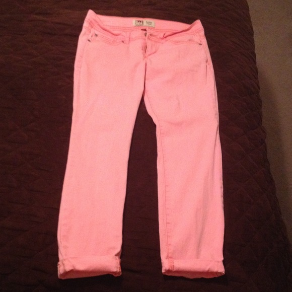 Lei pink jean capris
