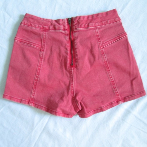 Bullhead Pacsun high waisted red acid wash shorts - Picture 2 of 3