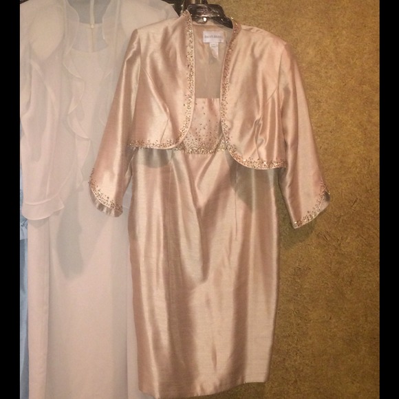 David's Bridal M of B dress 14