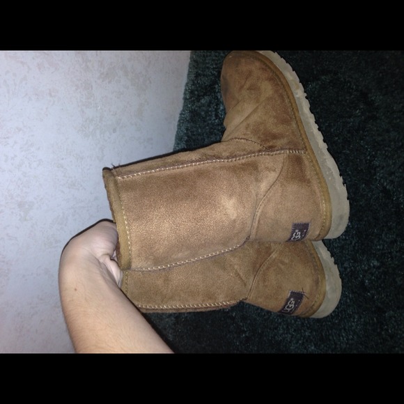tan uggs