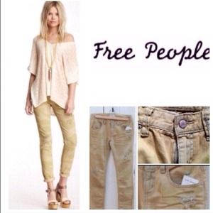 Skinny free People Distressed Camo jeans - NWT