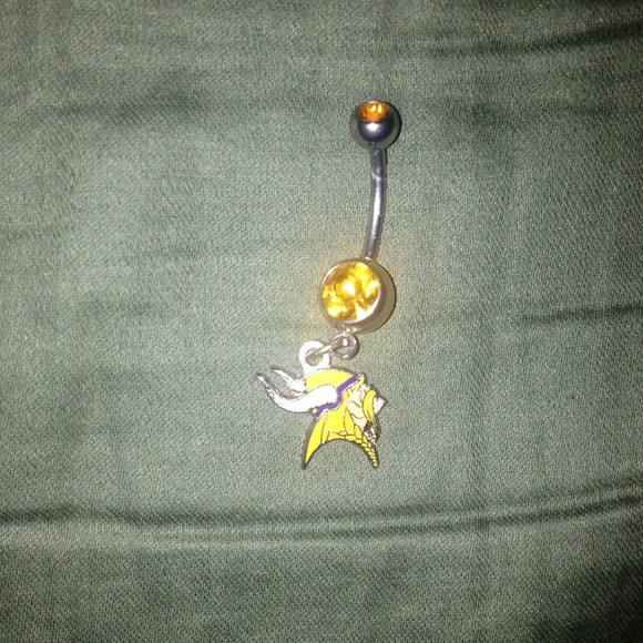 NFL Vikings belly ring