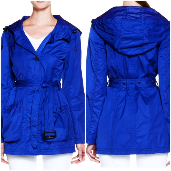 Jackets & Blazers - 💠 Attention Getting Trench! 💠