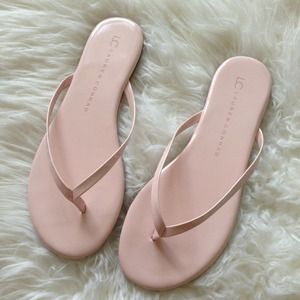 LC Lauren Conrad Flip-Flops in baby pink *NWOT*