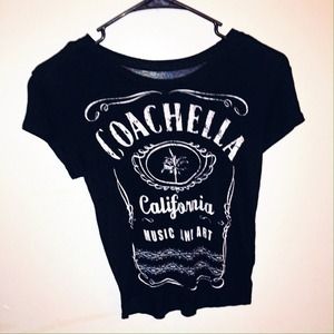 ❗️SOLD❗️Coachella 🎶 Black Graphic Tee T-shirt