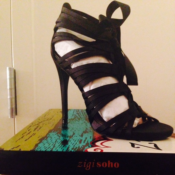 Zigi Soho Sandals