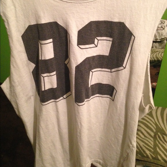 Tank muscle graphic tee