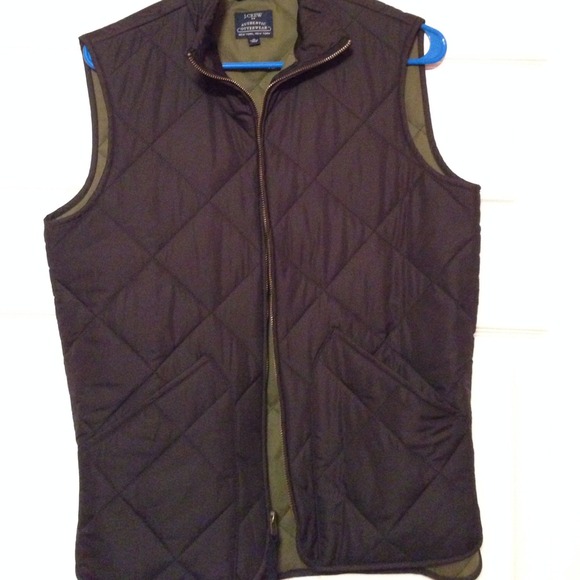 JCrew Vest in black,
