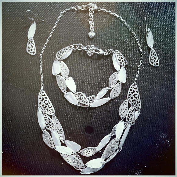 B R I G H T O N   STERLING SILVER SET
