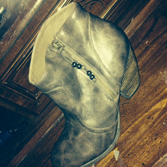 boots
