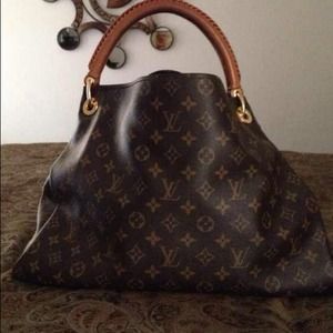 Louis Vuitton Purse