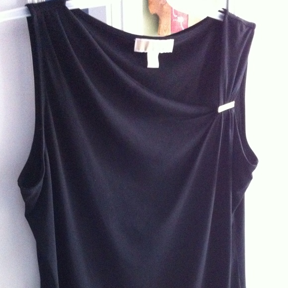 Black beautiful versatile top!!! - Picture 2 of 3