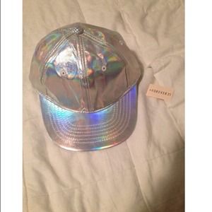 Holographic SnapBack