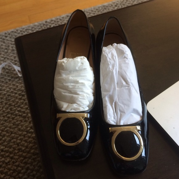 Salvatore ferragamo classic black