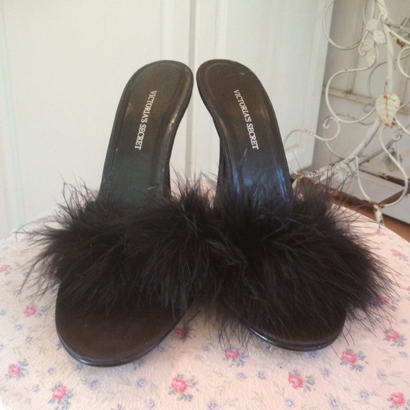 You are protected every time you make a purchase on Poshmark. Shop new and gently used Victoria's Secret Boots & Booties and save up to 90% at Tradesy, the marketplace that makes designer resale easy. Shoes. Boots & Booties. Victoria's Secret Boots & Booties. Victoria's Secret Boots & Booties Sale Any. Clear. On Sale ; Size Clear Shoes. Shoes .