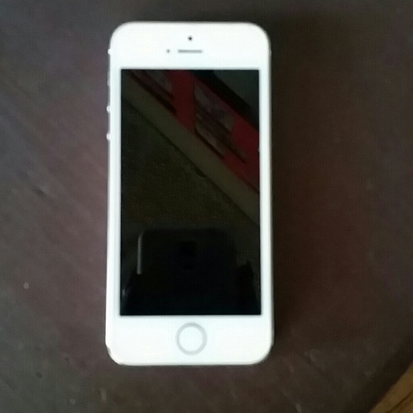 Iphone 5 s white and gold