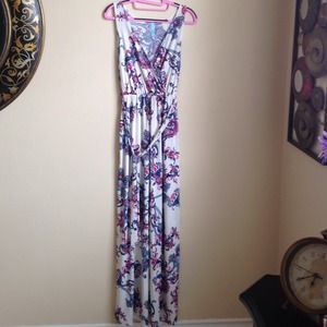 New Lolia Maxi Dress