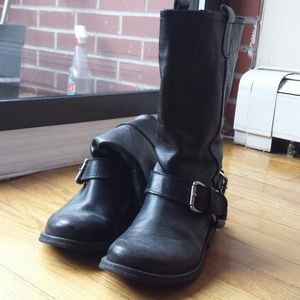 Steve Madden Boots