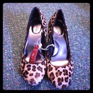 Merona Cheetah heels