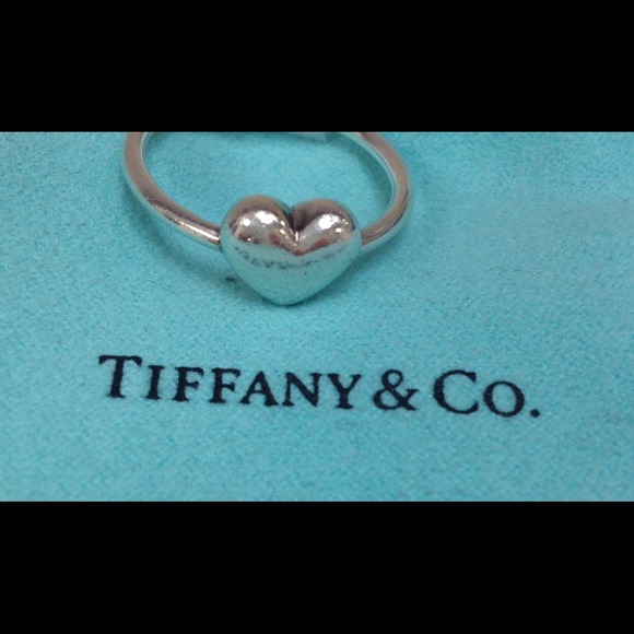 Tiffany wire heart ring