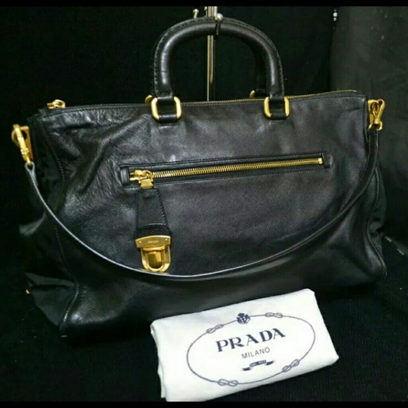 😃SOLD😃 Prada 2-way Purse