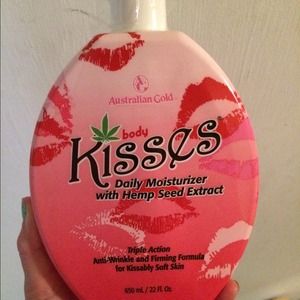 For @ritajohenry. Australian Gold after tan lotion